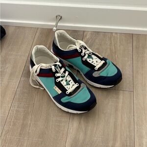 Gucci Men's Sneakers in Blue, Teal, and Red